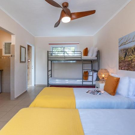 Lotan Desert Travel Hotel Nahal Ya'alon ภายนอก รูปภาพ