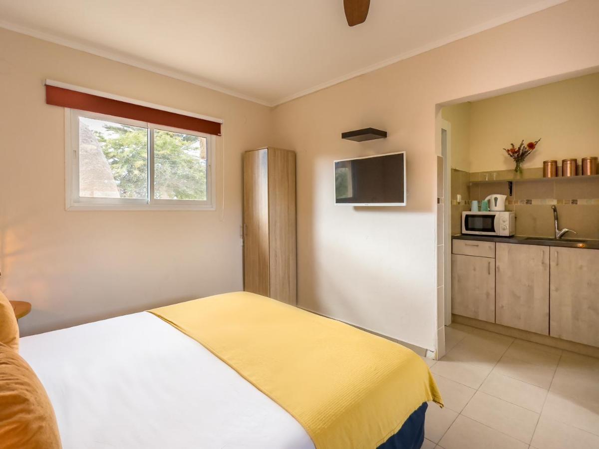 Lotan Desert Travel Hotel Nahal Ya'alon ภายนอก รูปภาพ