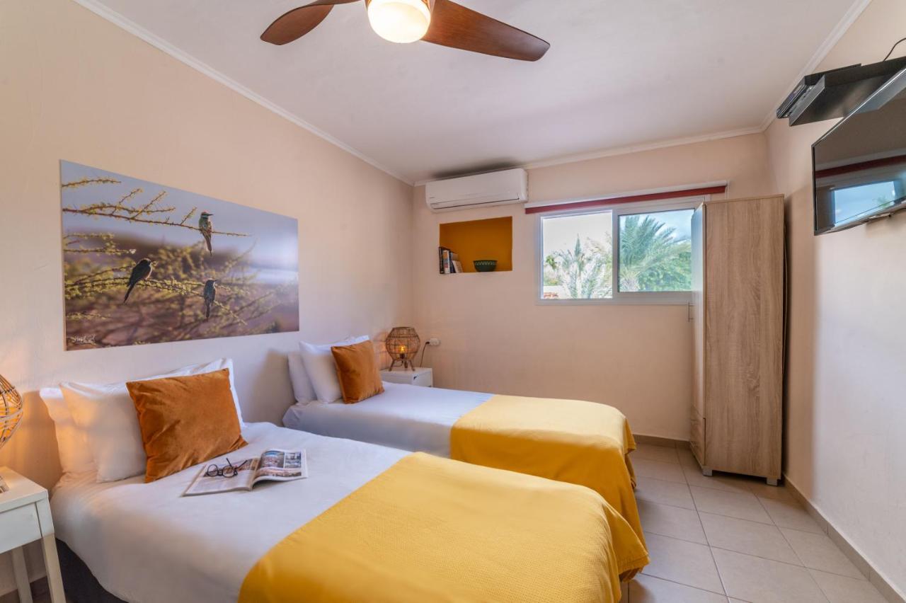 Lotan Desert Travel Hotel Nahal Ya'alon ภายนอก รูปภาพ