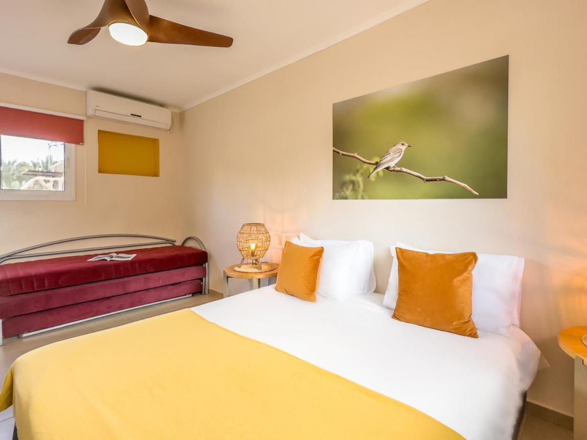 Lotan Desert Travel Hotel Nahal Ya'alon ภายนอก รูปภาพ