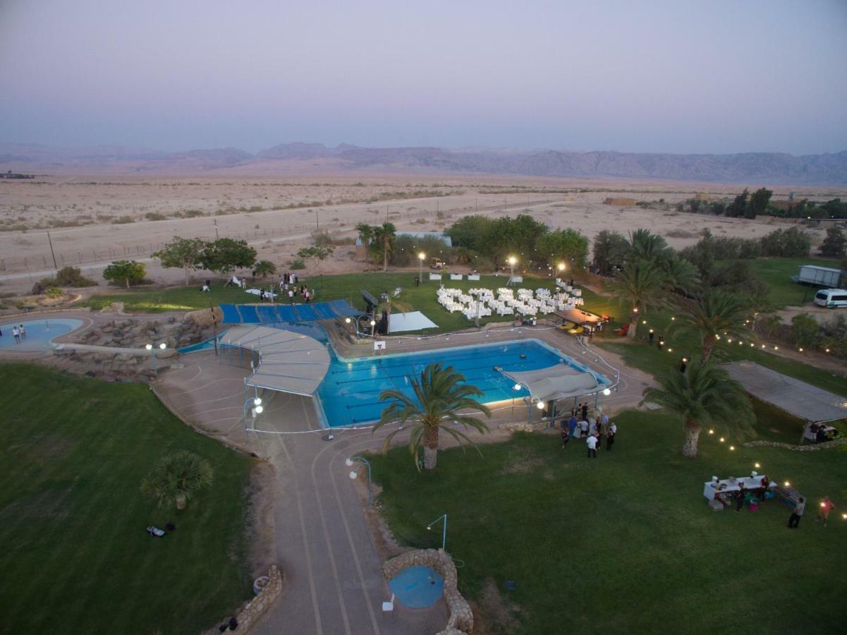 Lotan Desert Travel Hotel Nahal Ya'alon ภายนอก รูปภาพ